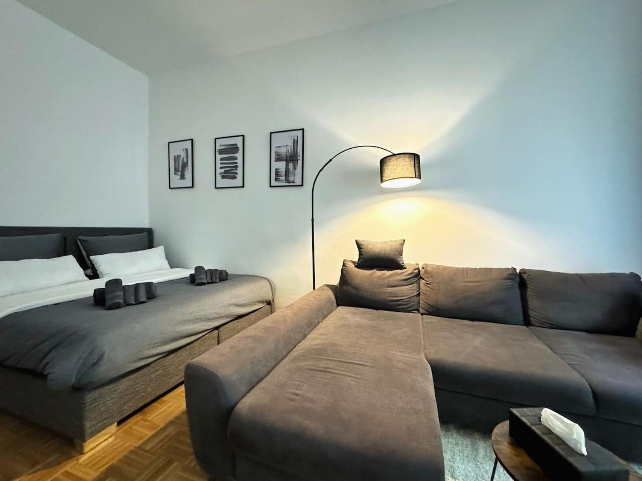 I Design In Heart Of Berlin-friedrichshain Apartment
