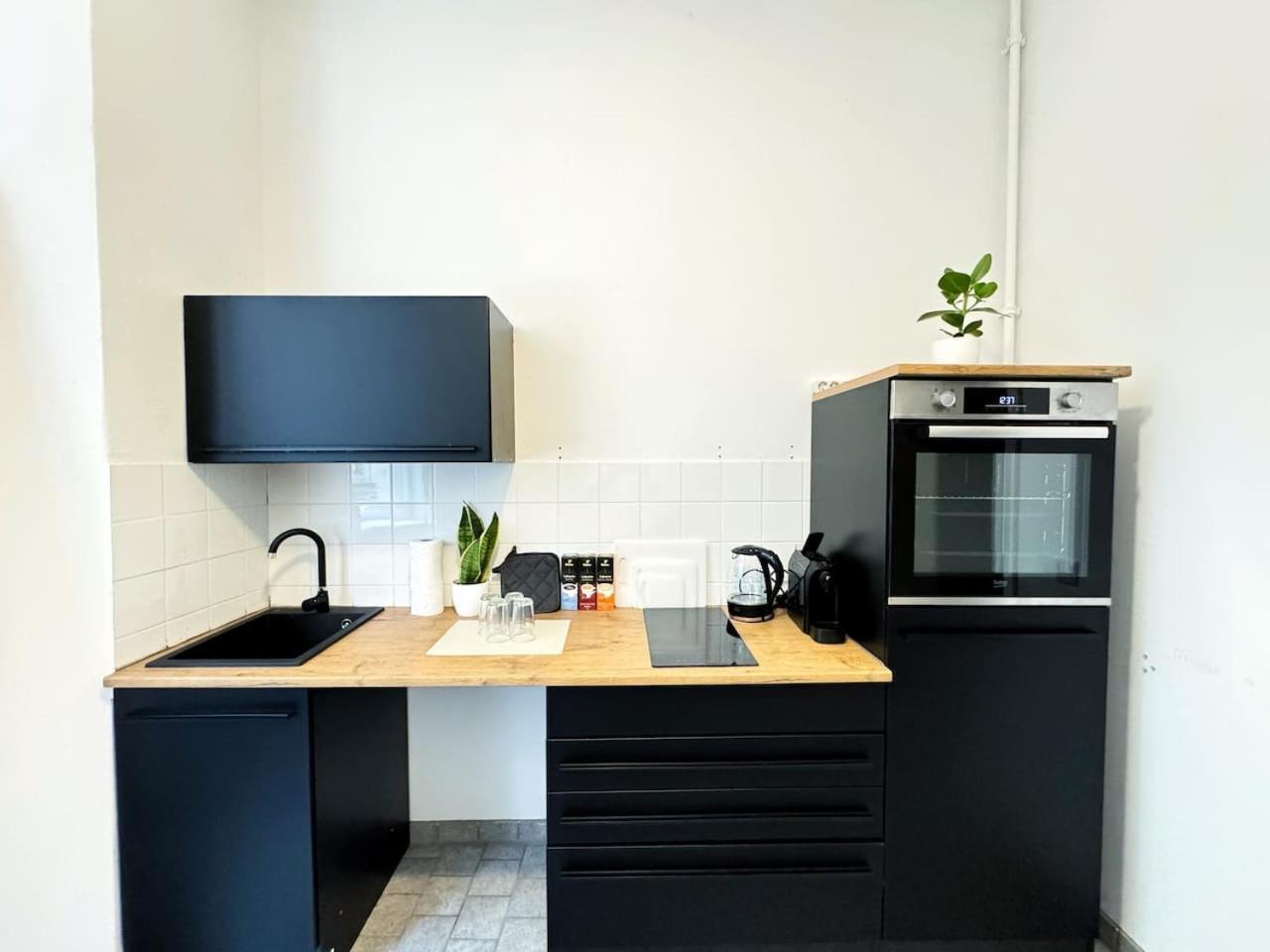 I Design In Heart Of Berlin-friedrichshain Apartment *