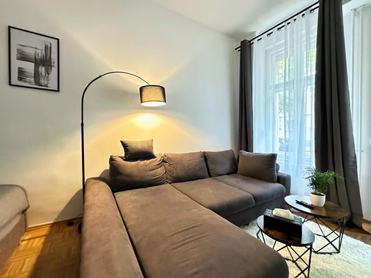 I Design In Heart Of Berlin-friedrichshain Apartment Berlin