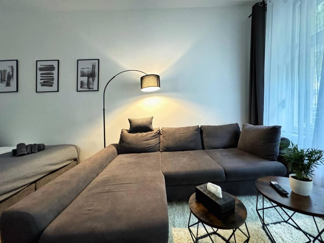 I Design In Heart Of Berlin-friedrichshain * Berlin